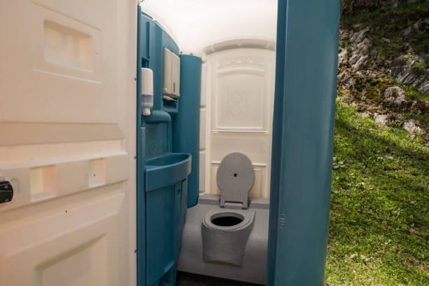 Best High-end porta potty rental  in Emerald Lake Hills, CA